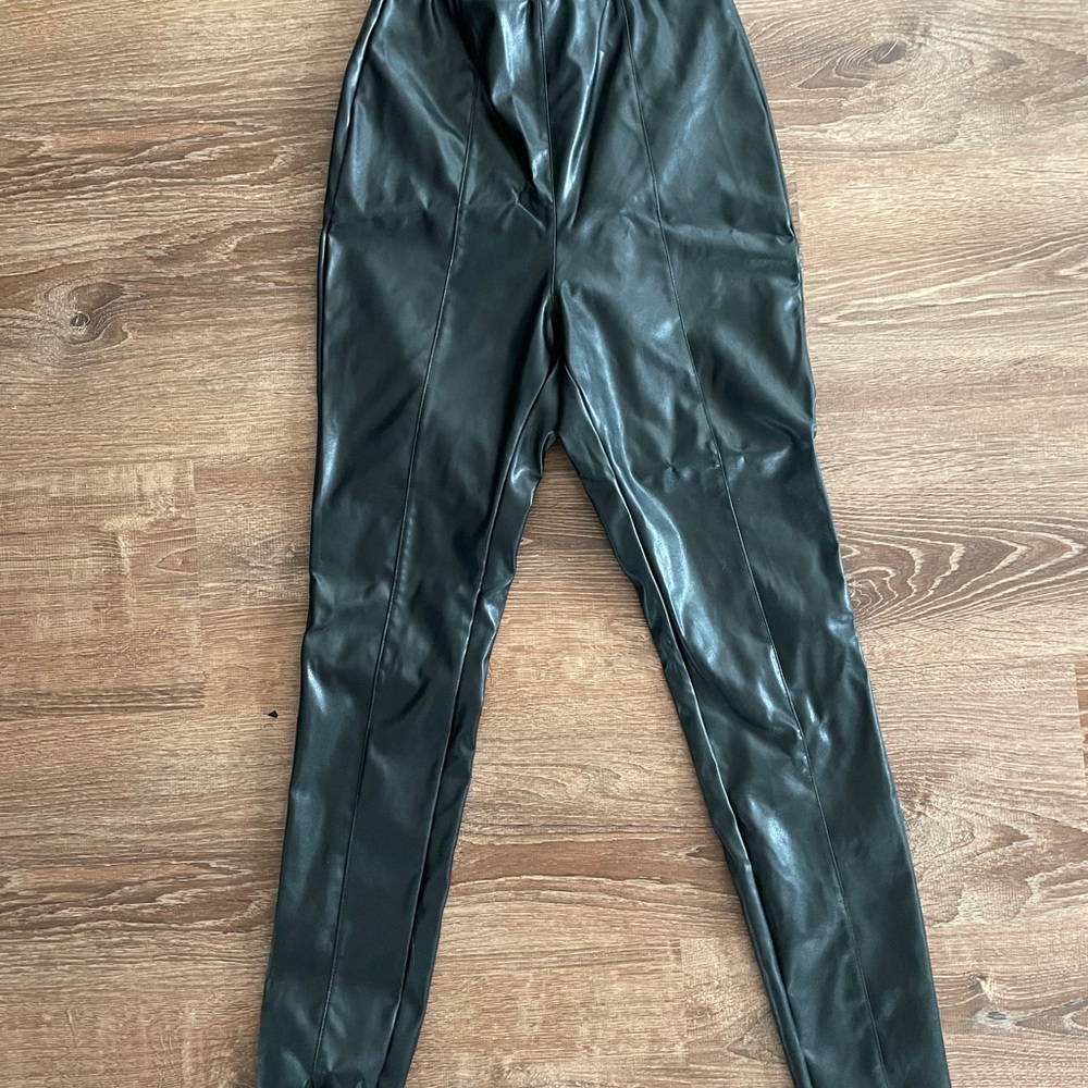 Faux leather leggings H&M